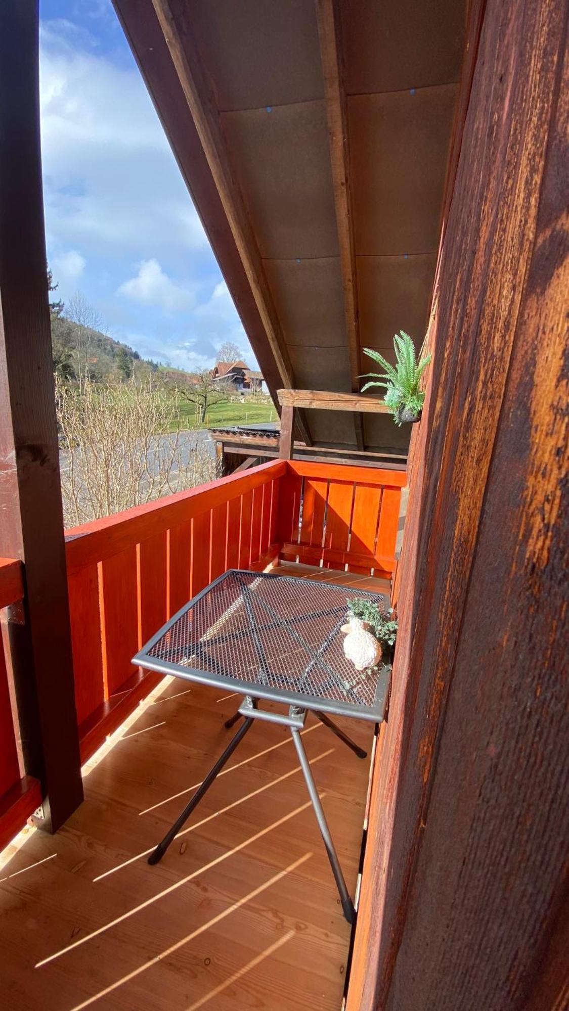 Naturnahe Familienwohnung Ruschegg ภายนอก รูปภาพ
